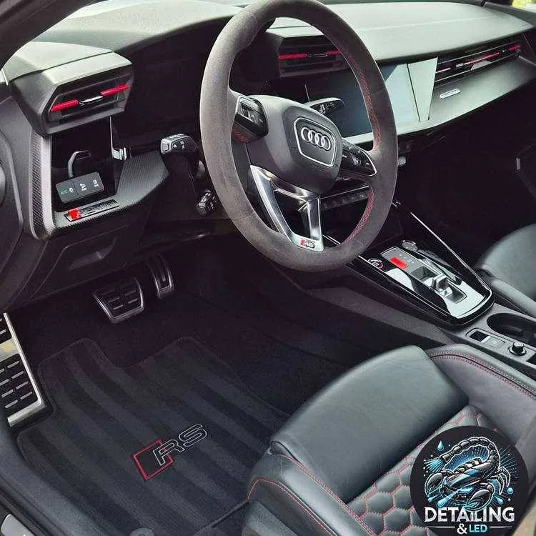 Audi RS3 — Alcantara et cuir — Detailing LED Aix-en-Provence