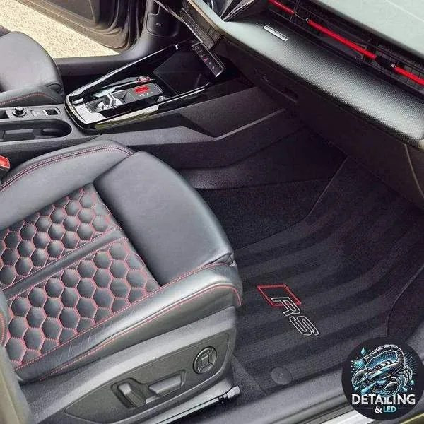 Audi RS3 — Moquettes RS — Detailing LED Aix-en-Provence