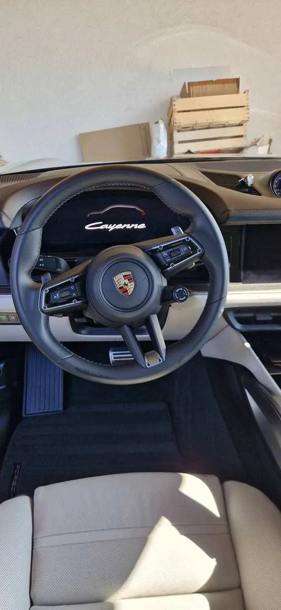 Porsche Cayenne — Poste de conduite — Detailing LED Aix-en-Provence