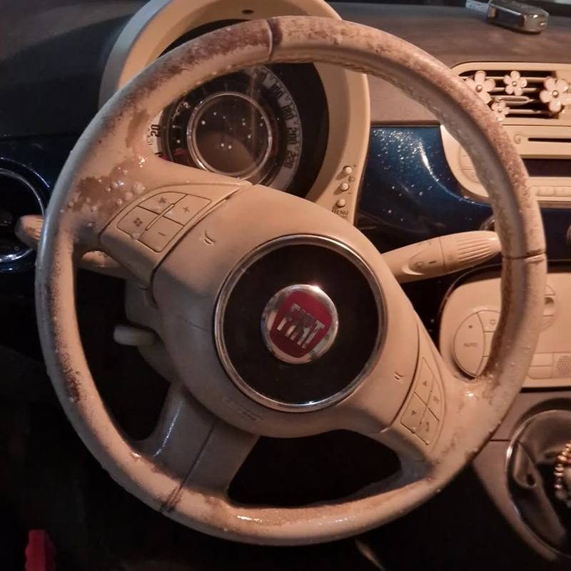 Avant traitement volant Fiat 500